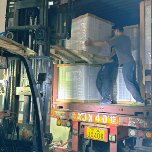 Acil Gönderi, Fırtına veya Güneş