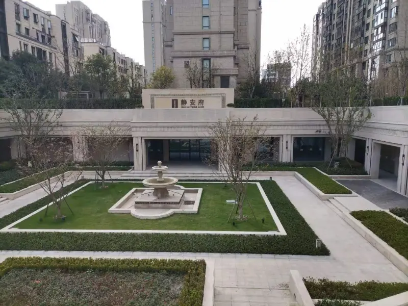 Blueway Isı Pompası, Verimli Sabit Sıcaklık Çözümüyle Shanghai Jing'an Mansion Kapalı Yüzme Havuzu Projesini Destekliyor